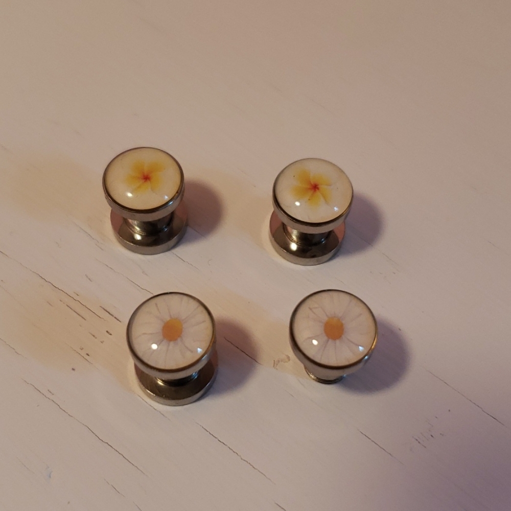 Adorable Floral Stainless Steel 2G gauges
